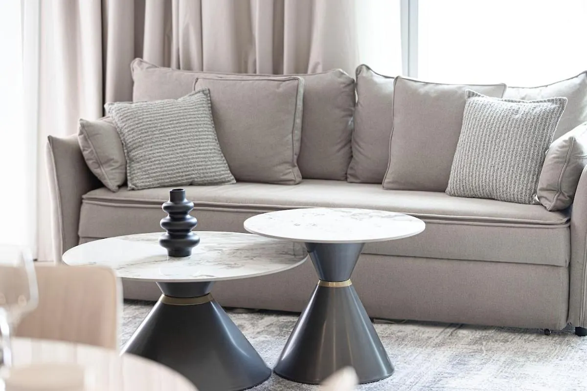 Luxurious Burj Khalifa And Fountain Views Apartment Dubai
